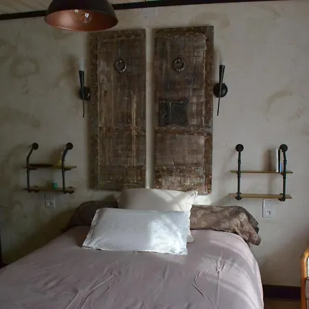 Guest house Occit'homieres *