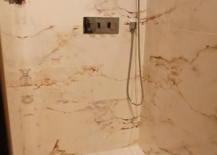 בית הארחה Occit'homieres Saint-Pons-de-Thomieres